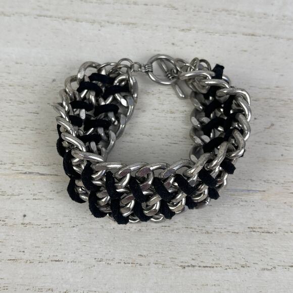 NWOT Silver Tone Chain Link Bracelet Black Braided Faux Leather Toggle Clasp - Picture 1 of 16